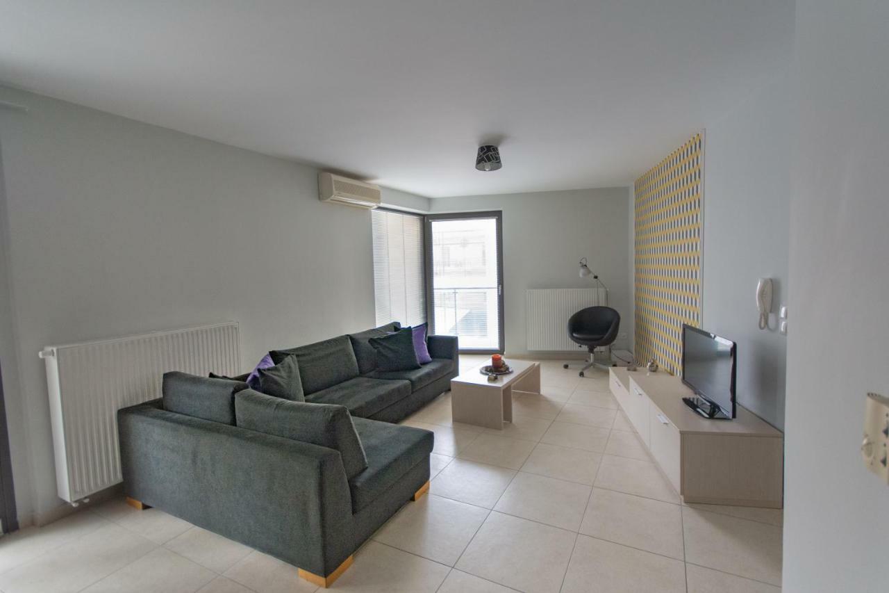 Spacious Fully Equipped 3Bd 2Bath Apt In The Heart Of City With Balconies Ac And Fast Wifi #2 Heraklion  Bagian luar foto